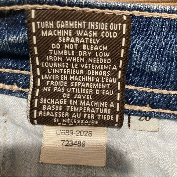 7 FOR ALL MANKIND Sz 26 Rocker Distressed Mid-Wash Wiskering Low Rise Jeans - Picture 16 of 16